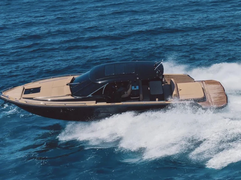 FORZA FOCUS 37 a louer à Monaco