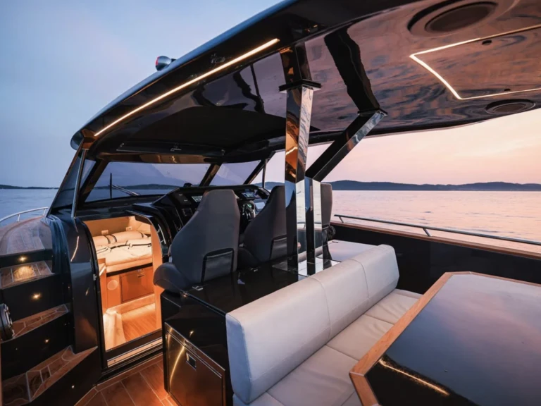 Location bateau Monaco pas cher FOCUS 37