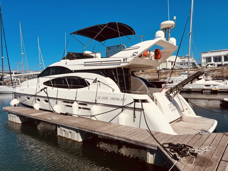 Location bateau Lisbonne pas cher Azimut 52 Fly