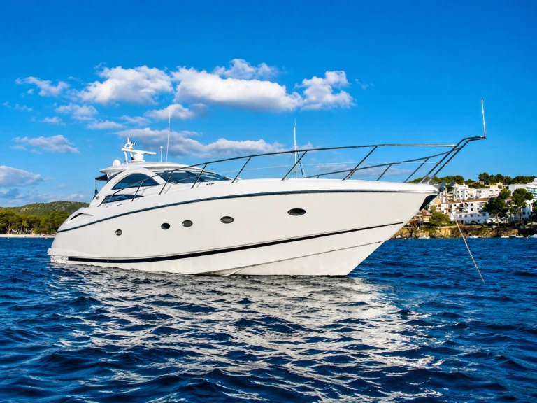Louer Yacht avec ou sans skipper Sunseeker à Marina de Dénia