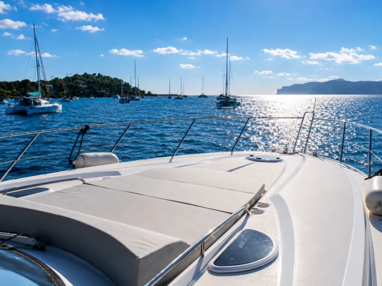 Location Yacht Sunseeker avec permis