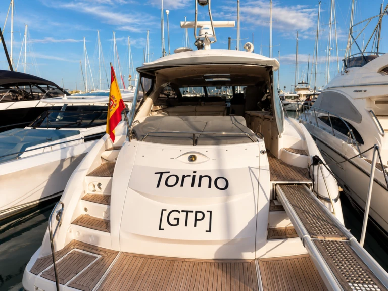 Yacht à louer à Marina de Dénia au meilleur prix