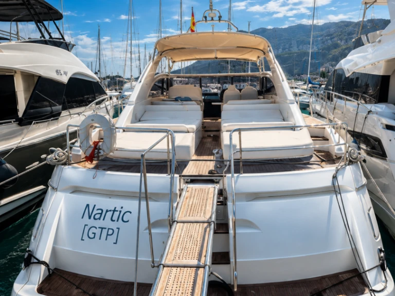 Louer Yacht avec ou sans skipper Princess à Marina de Dénia