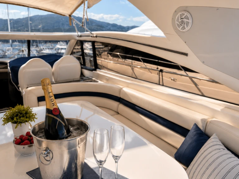 Location Yacht Princess avec permis