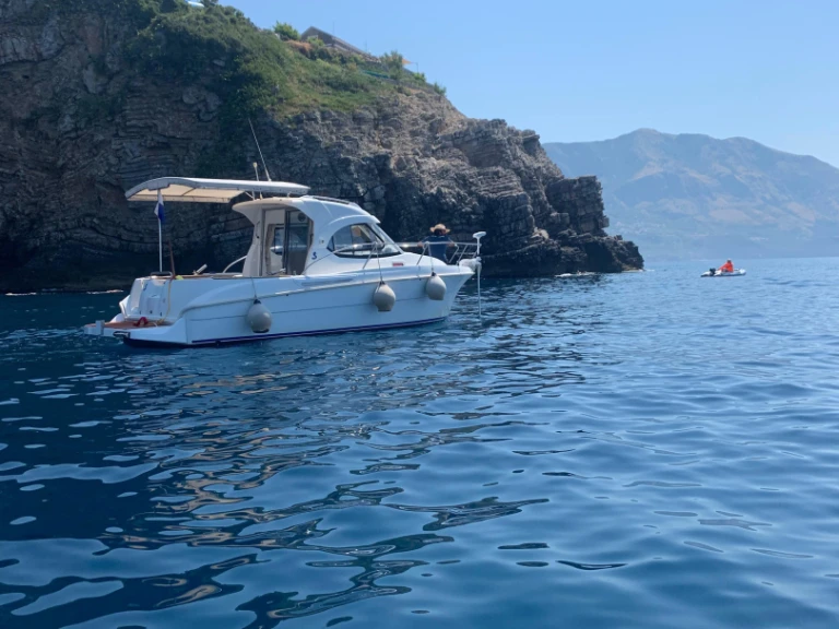 Location bateau Bénéteau Antares 7 à Bar sur Samboat