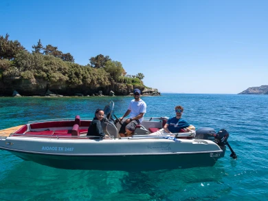 Alquiler de barcos Pantánassa barato de Nireus 515