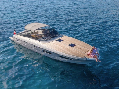 Huur een Itama Itama 45 in Saint-Raphaël