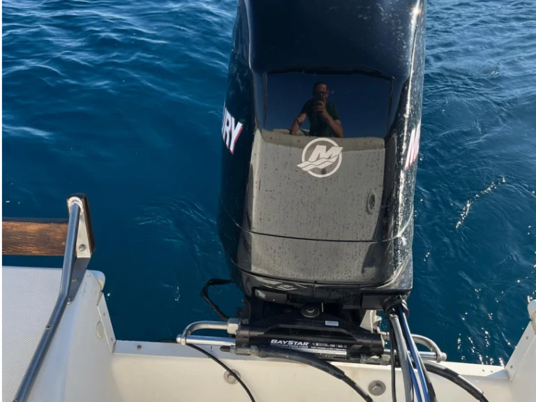 Louer Bateau à moteur avec ou sans skipper Marinello à Messine