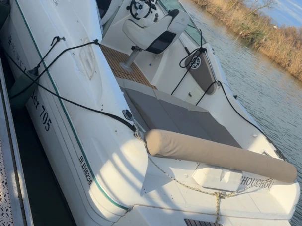 Bateau à moteur à louer à Le Verdon-sur-Mer au meilleur prix