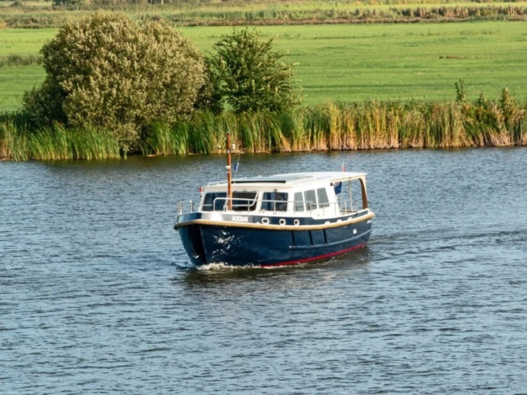 Location Bateau à moteur à Akkrum - Brandaris Barkas 1100