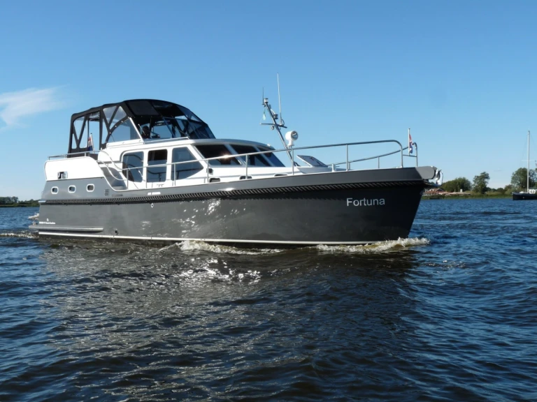 Louer Bateau à moteur avec ou sans skipper Gruno à Akkrum