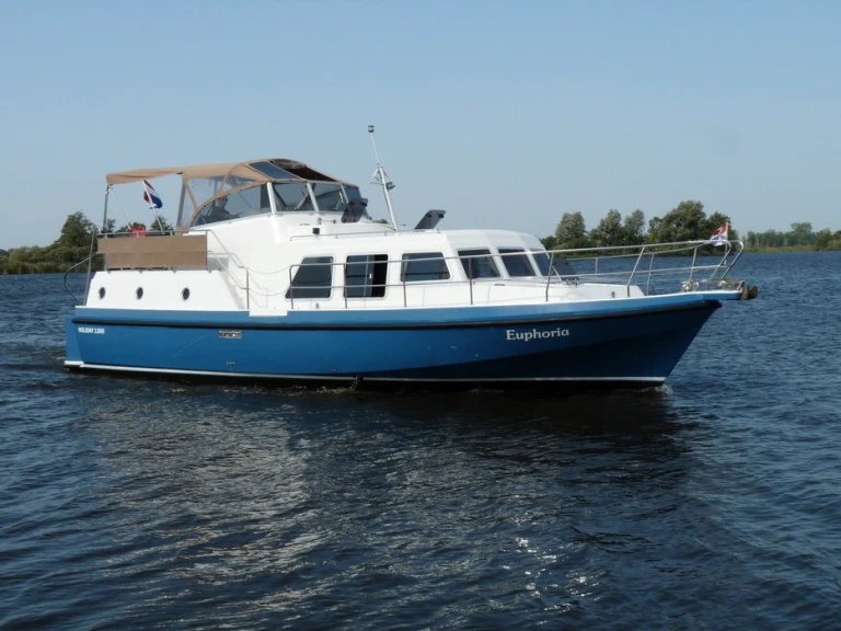 Location bateau  Holiday 1300 à Akkrum sur Samboat