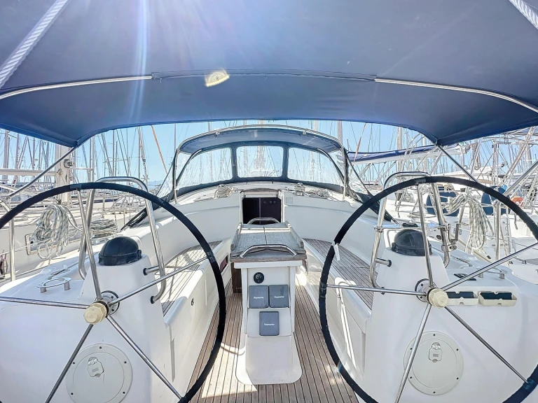 Location bateau Álimos pas cher Bavaria 42