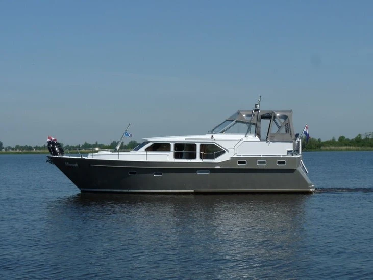 Location bateau Akkrum pas cher Funcraft 1200