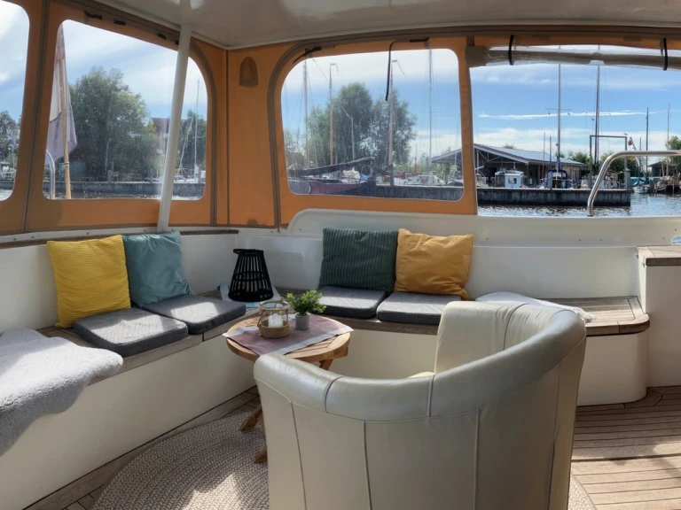 Location bateau Akkrum pas cher Barkas 1100