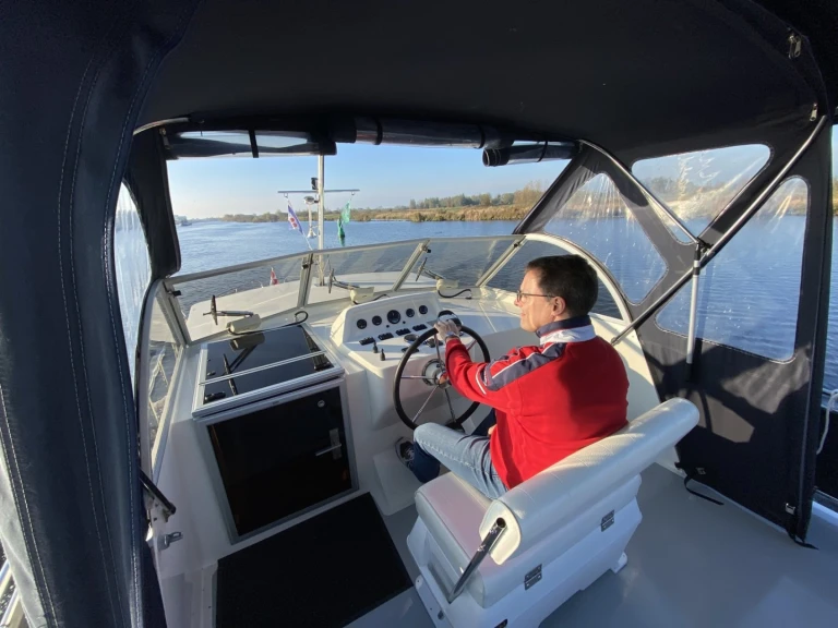 Location bateau  Succes 106 AC à Akkrum sur Samboat