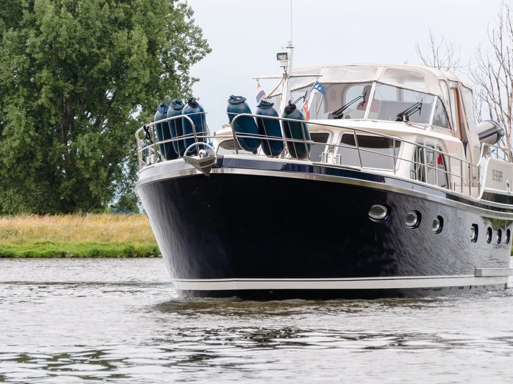 Louez un De Drait De Drait DeLuxe 42 à Akkrum