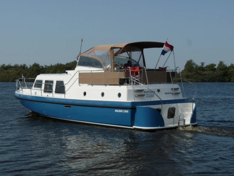 Location bateau Akkrum pas cher Holiday 1300