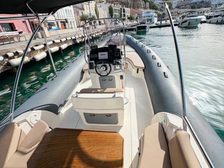 Location bateau Bwa Sport 28 GT à Port Mahon sur Samboat