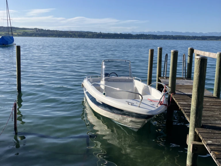Location à Douanne - Finmaster 4900 sur SamBoat