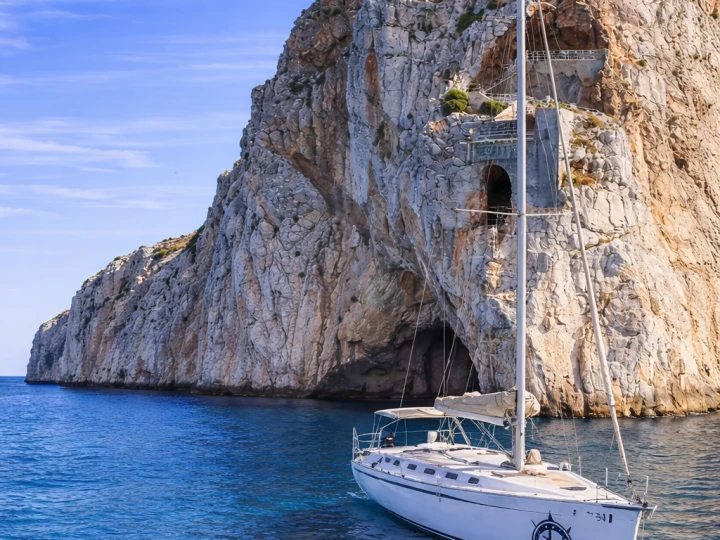 Location bateau Calasetta pas cher Cyclades 50.4