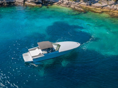 Hire Motorboat with or without skipper Tornado Hvar