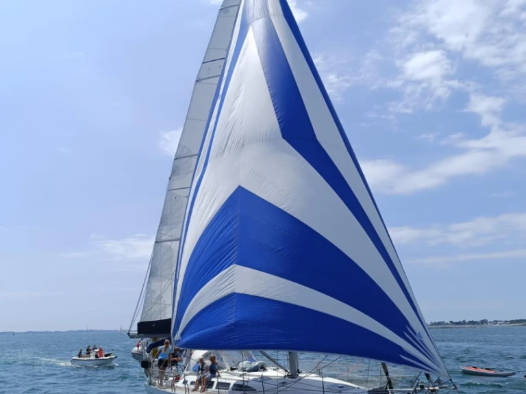 Voilier à louer à Larmor-Plage au meilleur prix