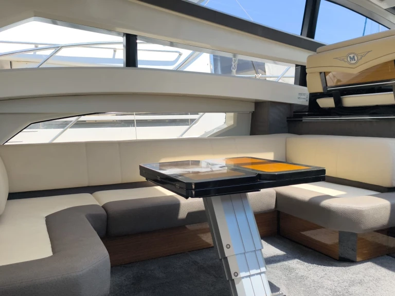 Location Yacht Marquis avec permis