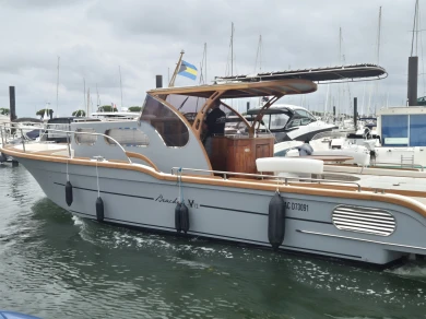 Location Bateau à moteur Beacher avec permis