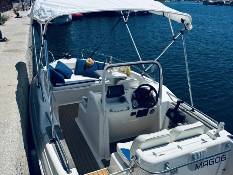 Location bateau Carro pas cher Quicksilver 505 Commander