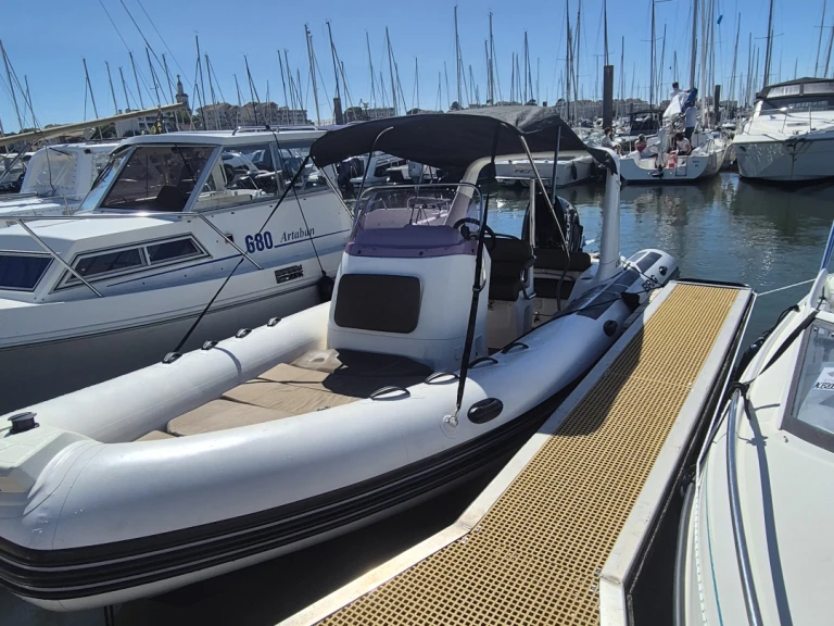 Location bateau Arcachon pas cher Eagle 650