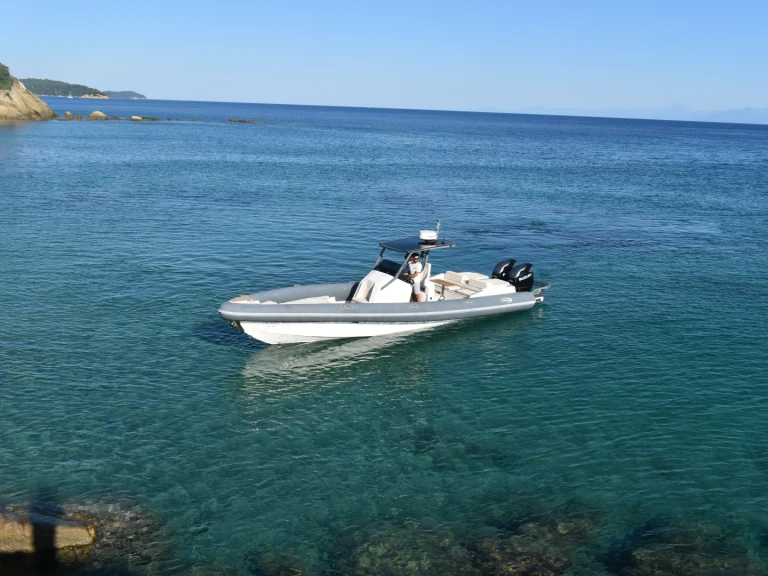 Location bateau Skiathos pas cher Shadow 36