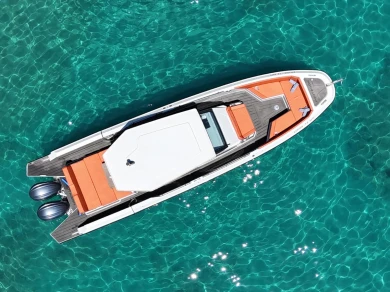 Noleggiare una Protagon 33 a Zakynthos