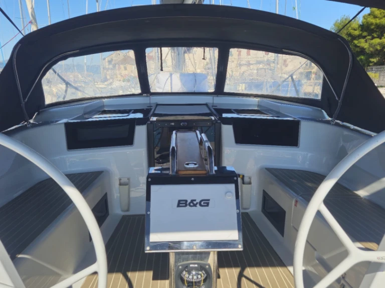 Location bateau Hanse Hanse 418 à Trogir sur Samboat