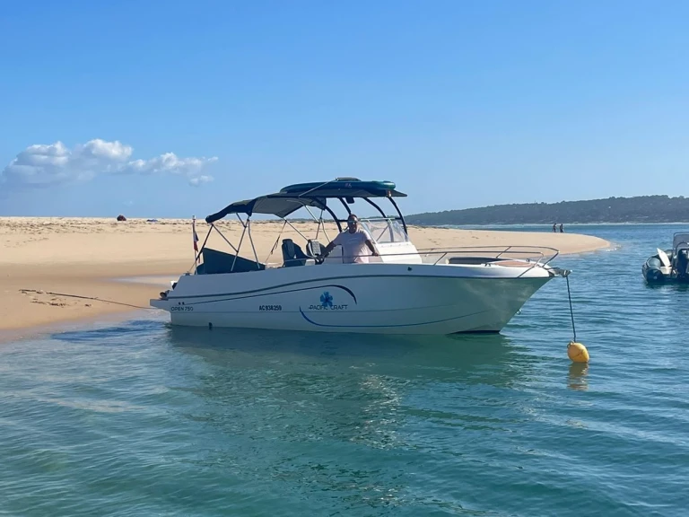 Louez un Pacific Craft Pacific Craft 750 Open à Arcachon