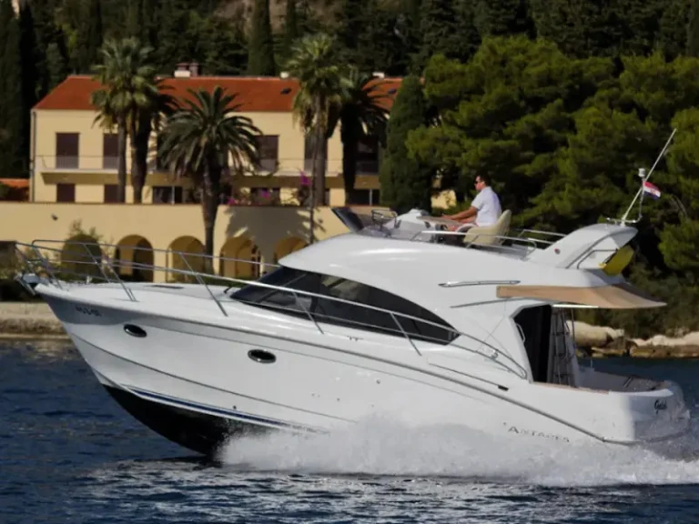 Location bateau Novalja pas cher Antares 36