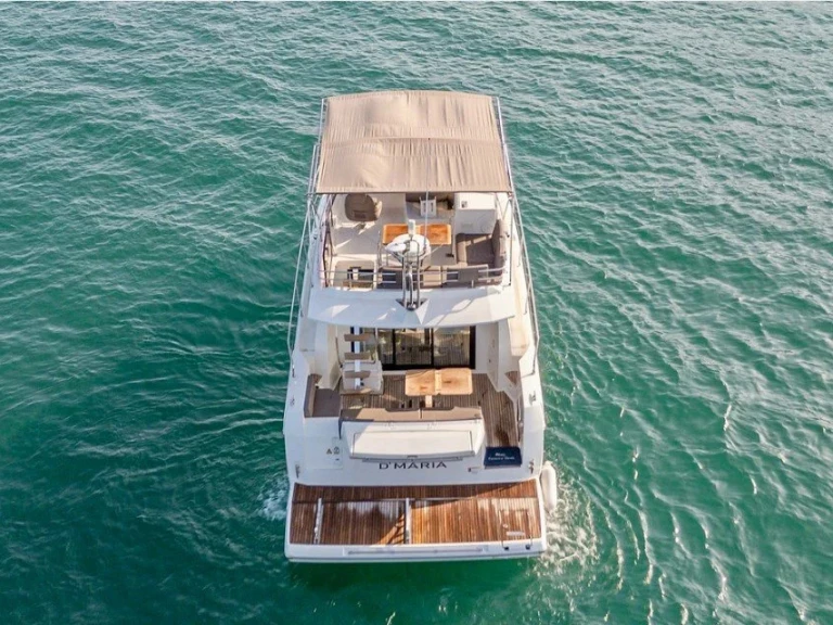 Location Bateau à moteur Prestige avec permis