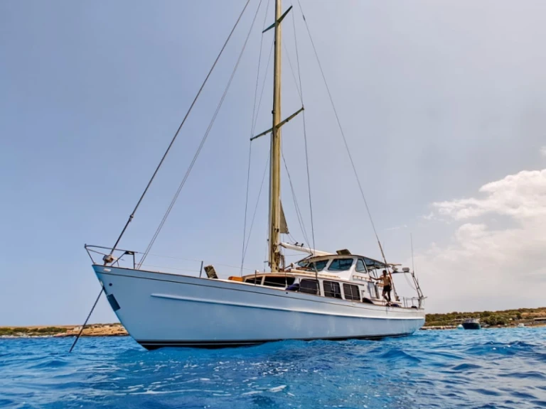 Location bateau Sparkman-Stephens Classic à Xemxija sur Samboat