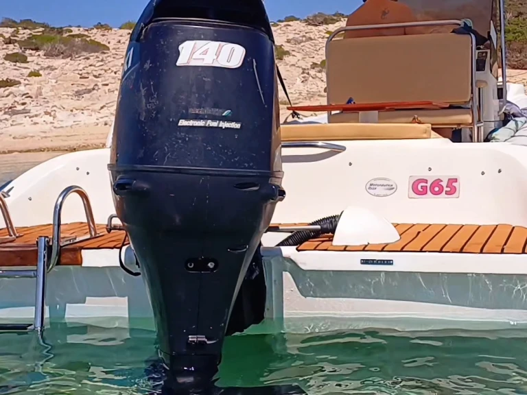 Location bateau Playa Sa Punta pas cher Gommonautica G65