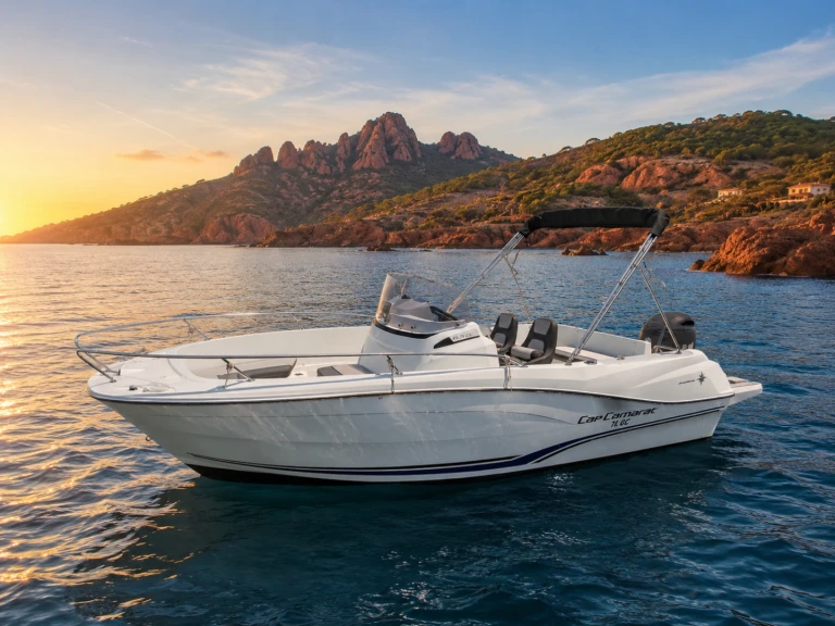 Bateau à moteur à louer à Saint-Aygulf au meilleur prix