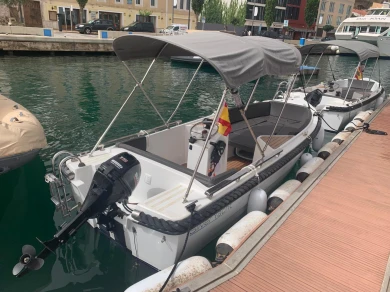 Noleggio Barca a motore con o senza skipper Silver Yacht a Sant Tomàs