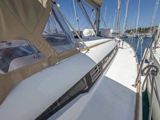 Location à Pula - Jeanneau Sun Odyssey 449 sur SamBoat