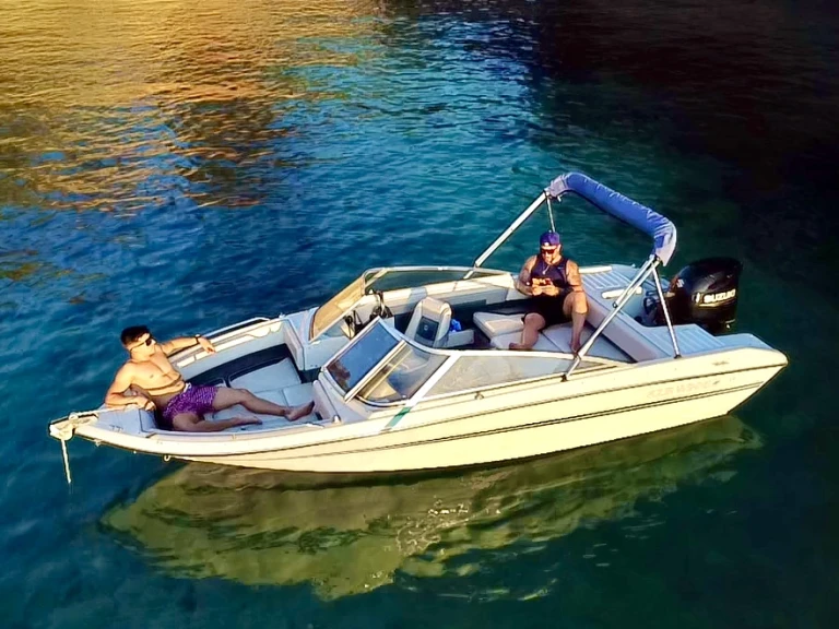 Location bateau Sant Antoni de Portmany pas cher Freedom 180