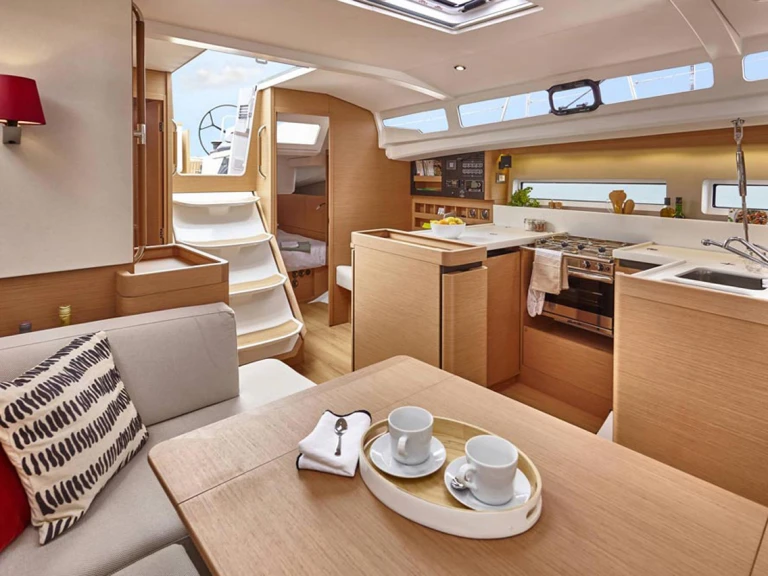 Location bateau Jeanneau Sun Odyssey 440 à Murter-Kornati sur Samboat
