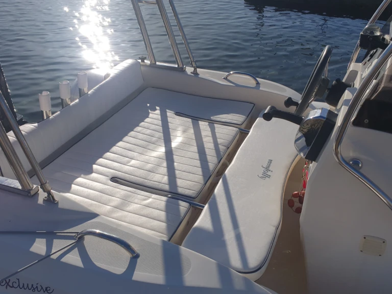 Louez un Nuova Jolly King 500 exclusive à Marseille