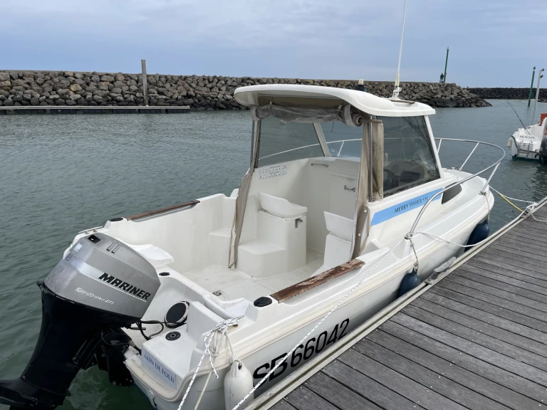 Louez un Jeanneau Merry Fisher 530 HB Cabine à Les Sables-d'Olonne