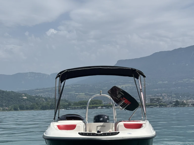 Location Bateau à moteur à Grand Port d'Aix-les-Bains - Bayliner Bayliner 180 Element XL