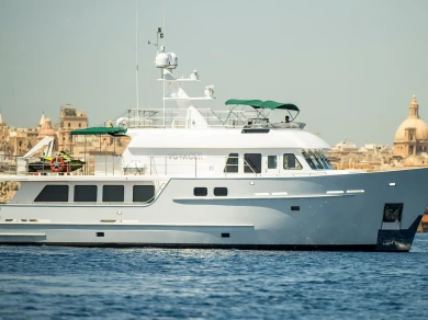 Yacht di lusso a noleggio a Kalkara al miglior prezzo