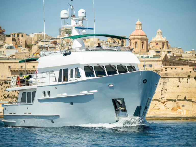 Seaton Yachts VOYAGER 84 a louer à Kalkara