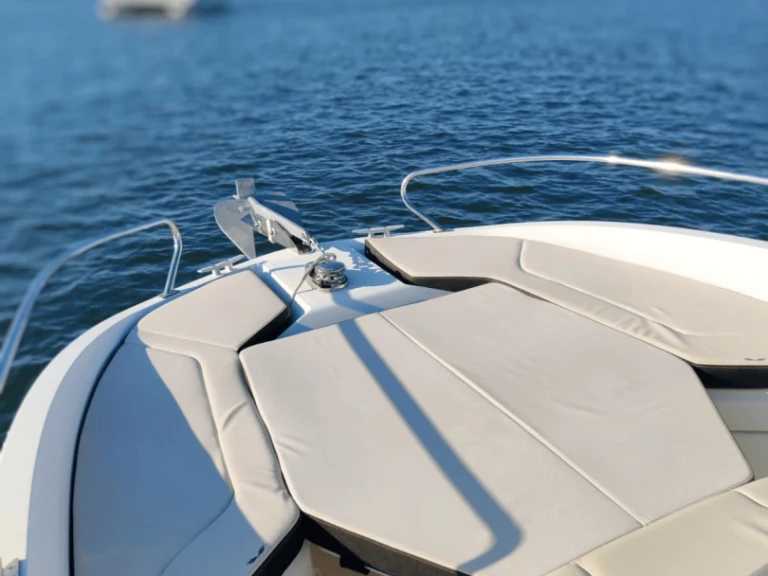 Bateau à moteur à louer à Hendaye au meilleur prix